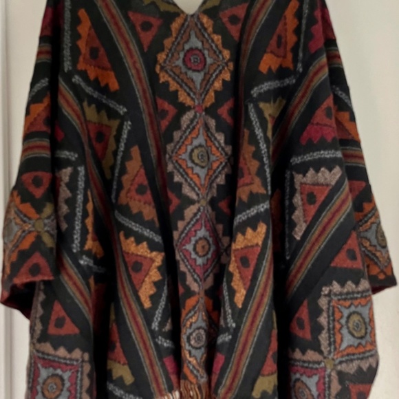 PERUVIAN CONNECTION 100% ALPACA HEAVY  RUANA - Picture 9 of 16